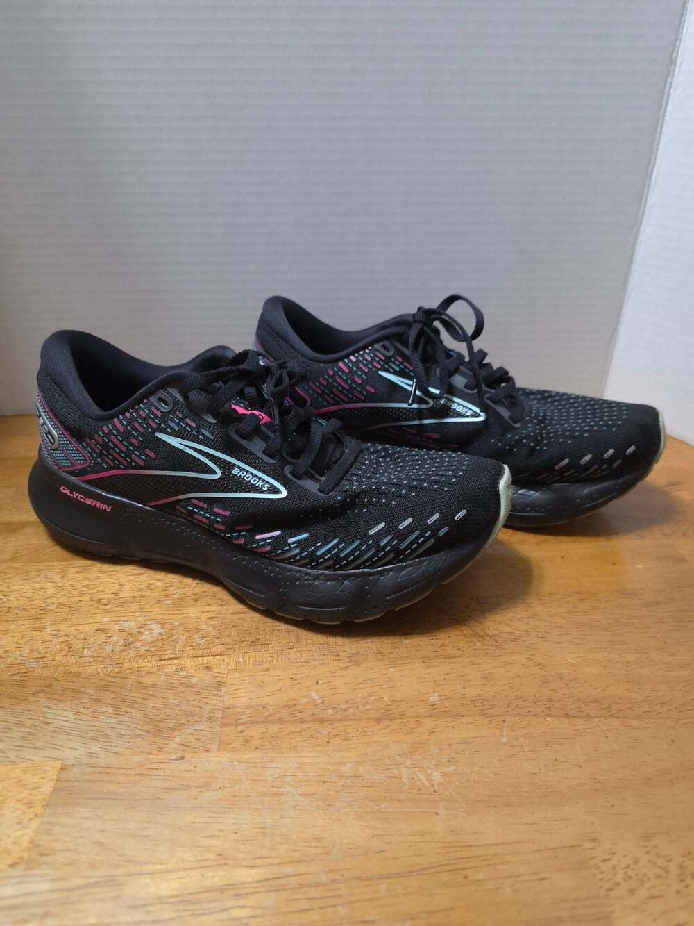 Brooks Glycerin 20 Women's Black/Blue Light/Pink Neutral Running Shoes